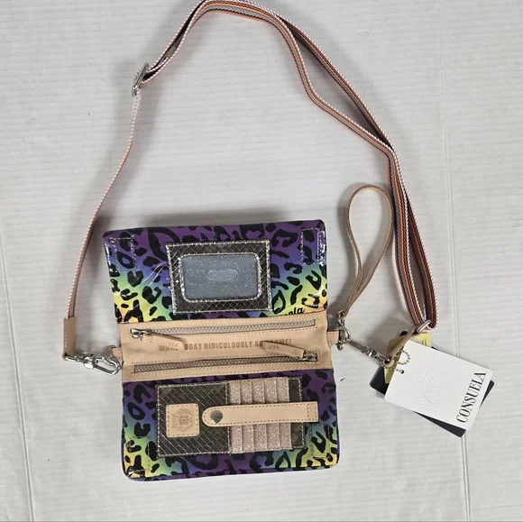 Semi Uptown Crossbody By CONSUELA - Picture 4 of 9